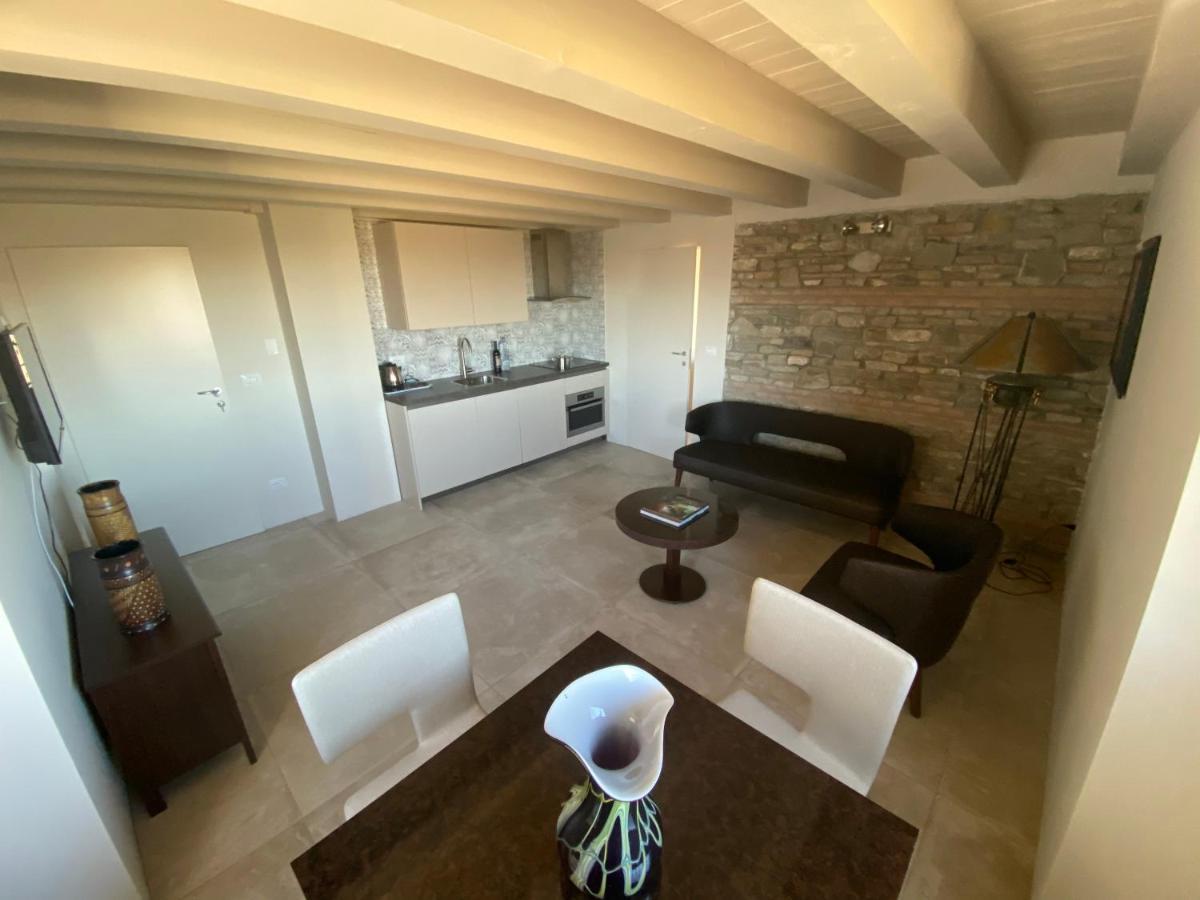 Borgo Stanzano Aparthotel Зока Екстериор снимка