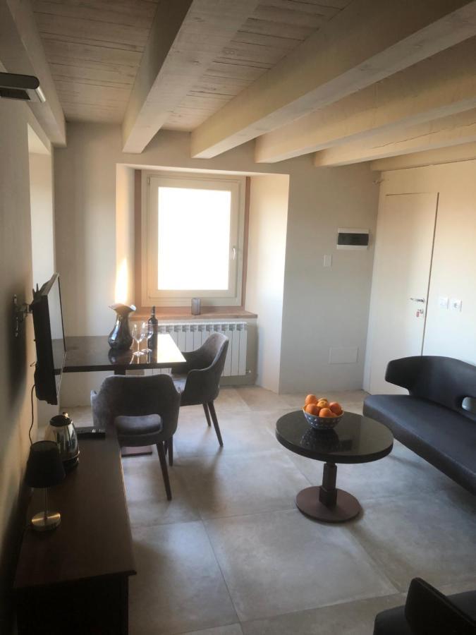Borgo Stanzano Aparthotel Зока Екстериор снимка